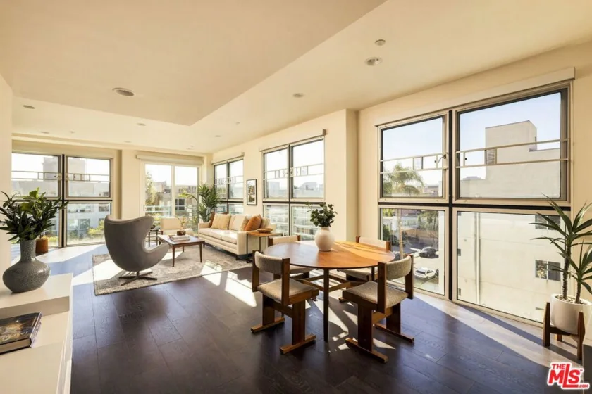 1932 Selby Avenue #401 photo 2