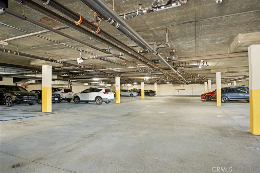 6800 Corbin Avenue #106 photo 6