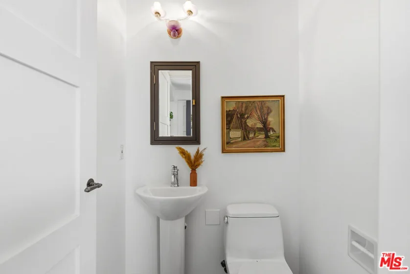 1414 N Harper Avenue #10 photo 5