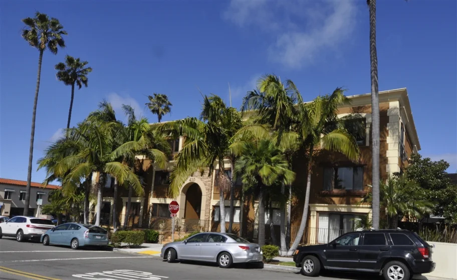 410 Pearl #3D photo 1