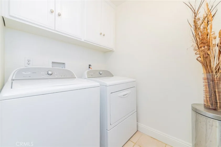 610 S Wilton Place #402 photo 6