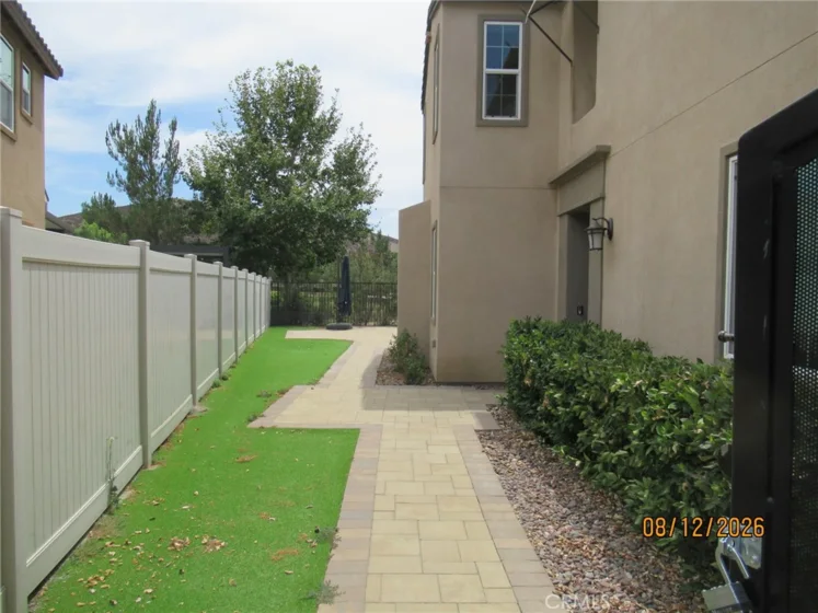 30711 Belmont photo 1