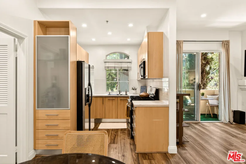 7101 La Tijera Boulevard #J101 photo 19
