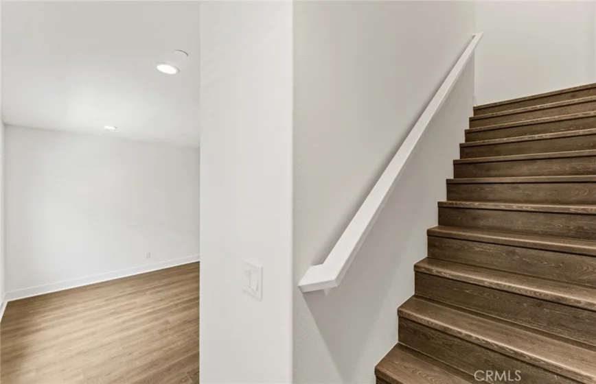 102 Sorrel Court photo 14