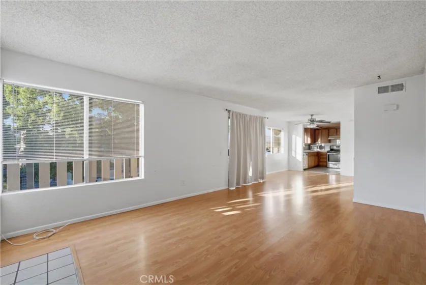 527 S Walnut #3 photo 11