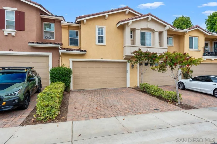 1305 Isabella Way photo 27