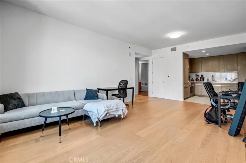 889 Francisco Street #1710 photo 11