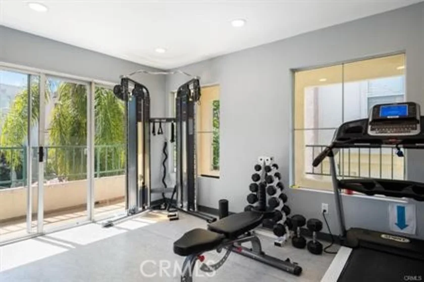 5455 Sylmar #1402 photo 18