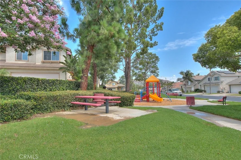 523 Towergrove photo 54