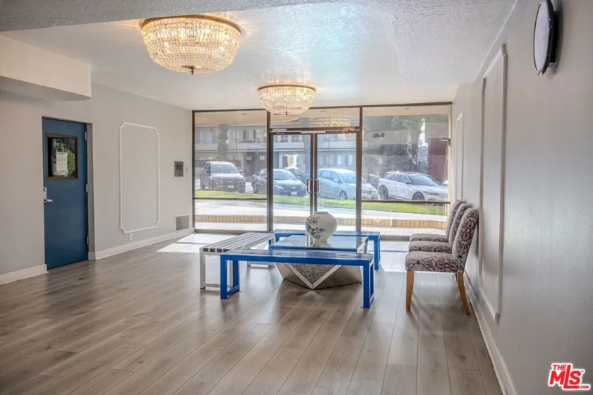 435 S La Fayette Park Place #219 photo 31
