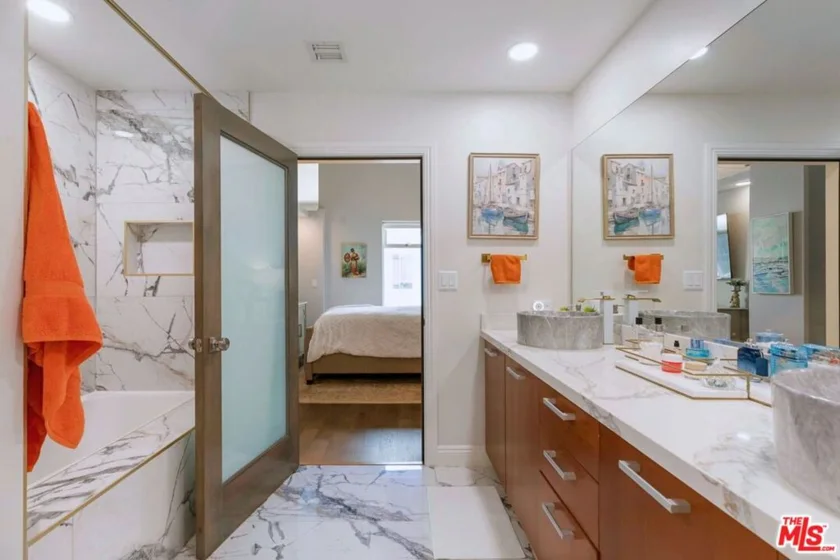 645 W 9th Street #740 photo 17