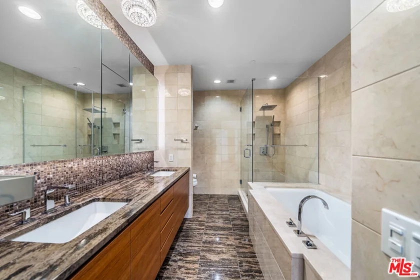 900 W Olympic Boulevard #32I photo 14