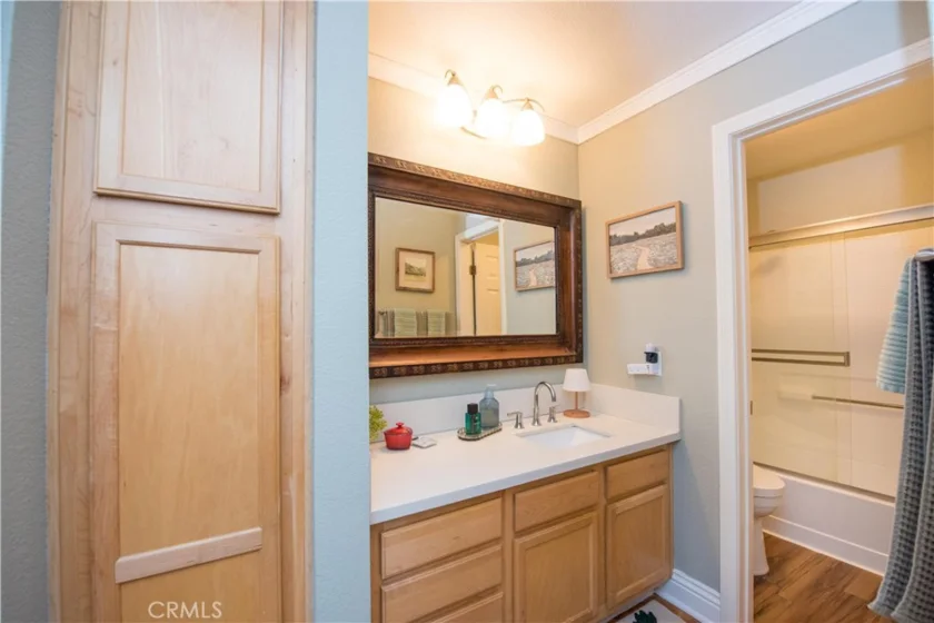 2375 Del Mar Way #101 photo 21