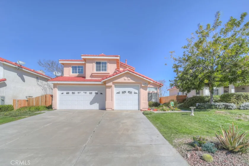 32648 Hislop Way photo