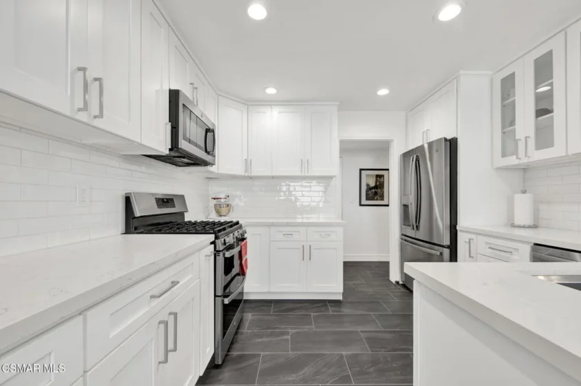 6665 Green Valley Circle #116 photo 9