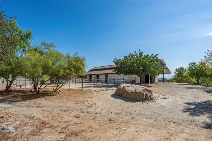 21100 Paseo Montana photo 59