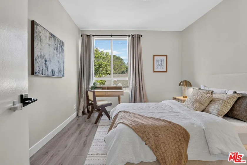 1509 Greenfield Avenue #207 photo 35