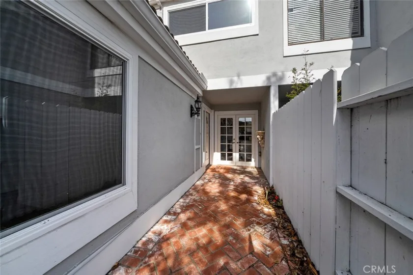 16090 Tortola Circle photo 28