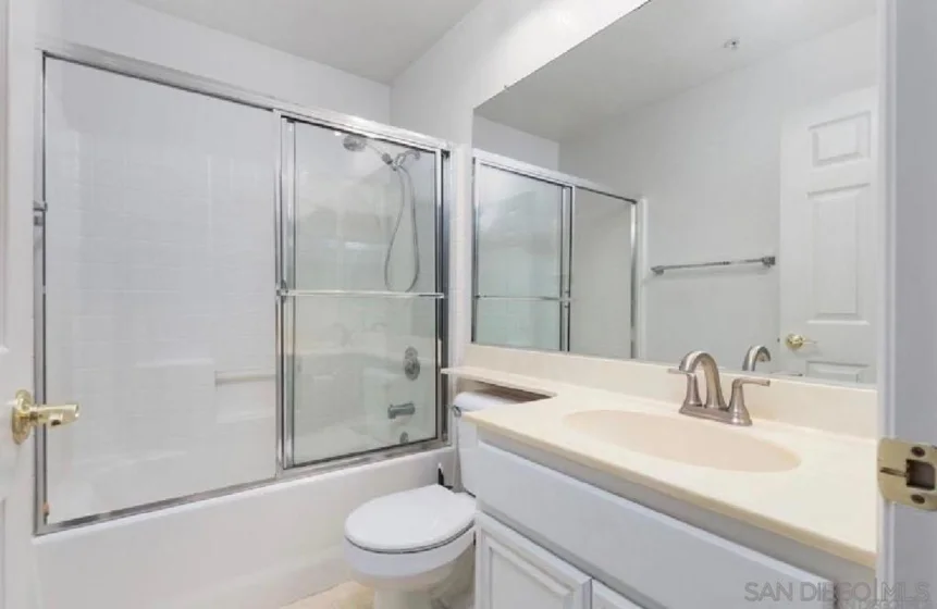2037 Burton Street #43 photo 6