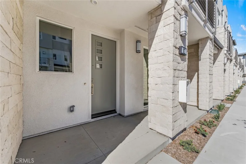 1822 W Bushell Street photo 3