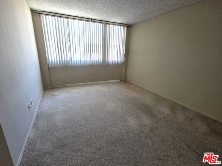 421 S La Fayette Park Place #712 photo 17