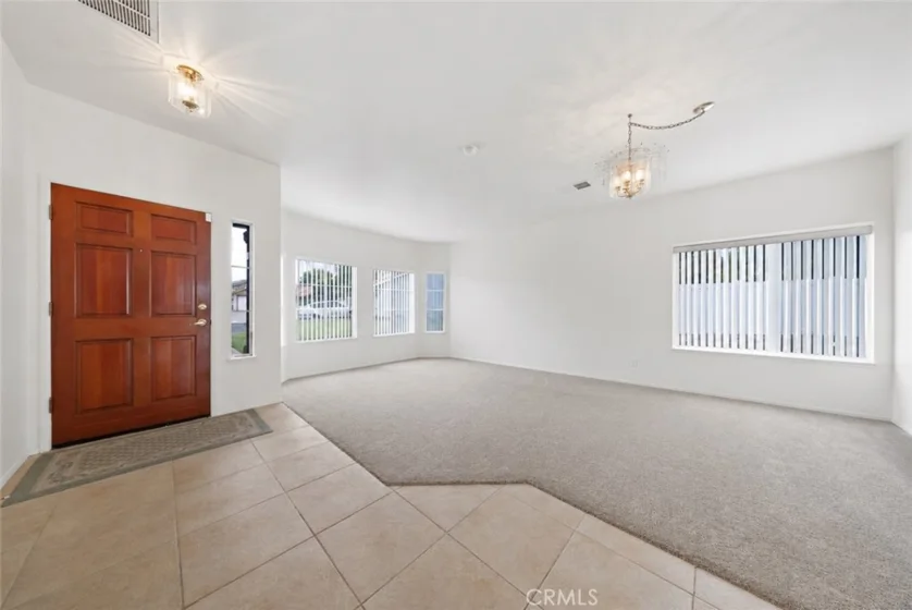 39560 Glenwood Court photo 9