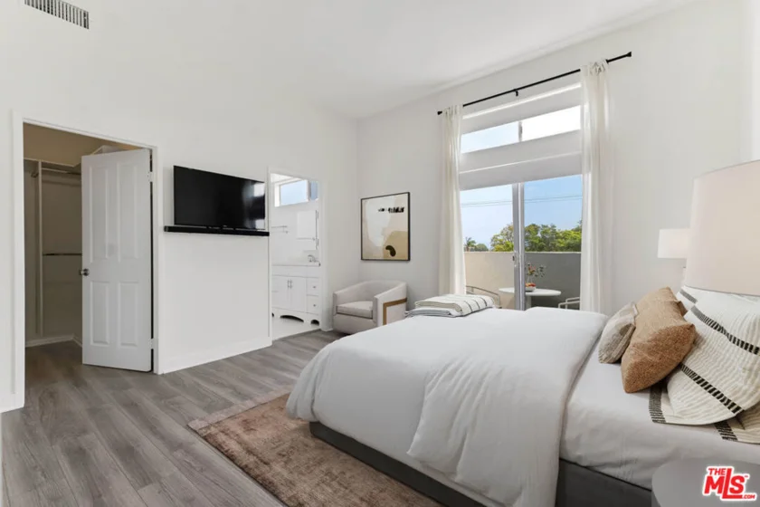 2550 S Centinela Avenue #106 photo 14