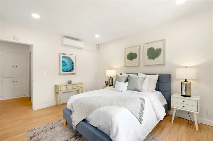 648 W Main #D photo 22