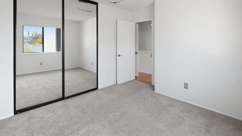 4620 North Avenue #7 photo 22