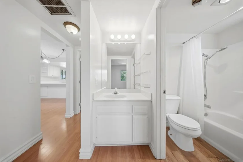 1257 E Grand Avenue ##D photo 28