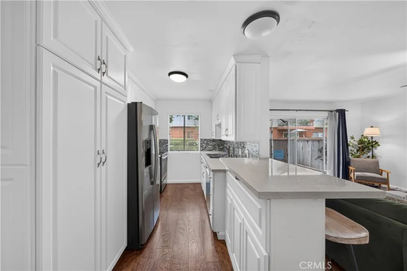 400 N Acacia Avenue #B17 photo 8