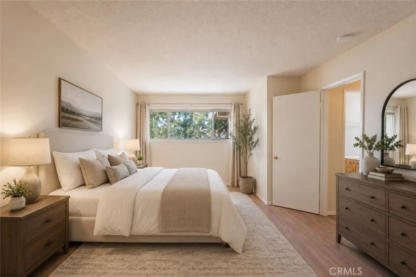 1008 Las Lomas Unit C photo 2