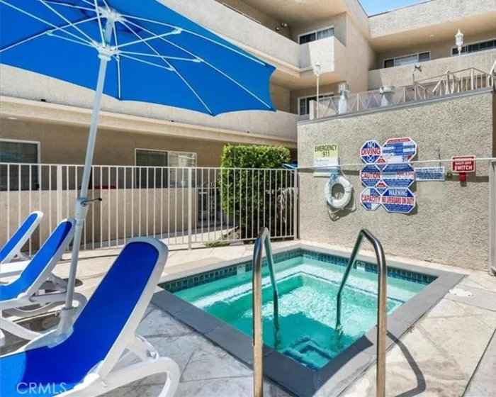 4647 Willis Avenue #220 photo 11