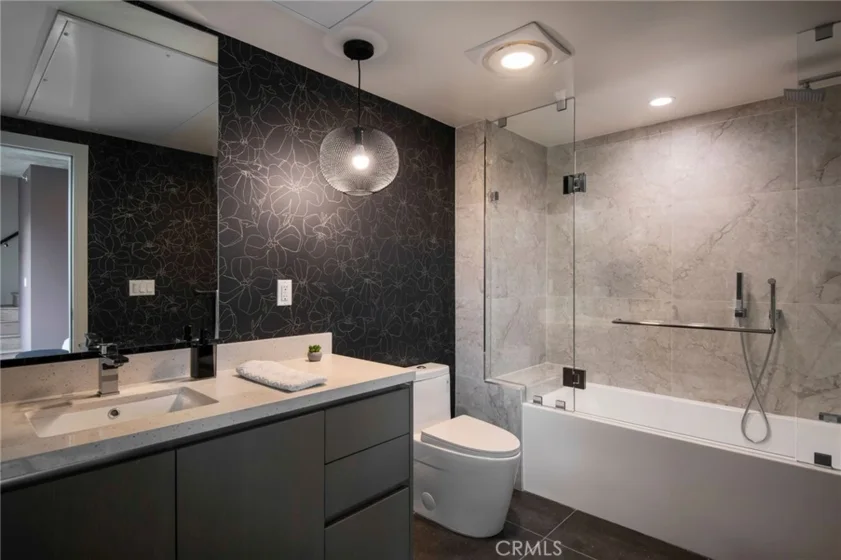 380 Cordova Street #413 photo 15