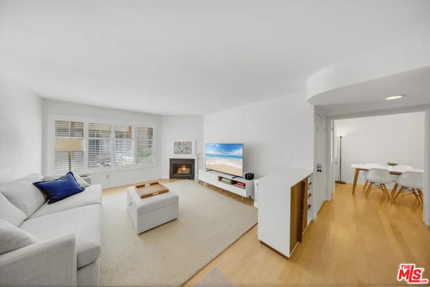 2141 S Bentley Avenue #107 photo 25