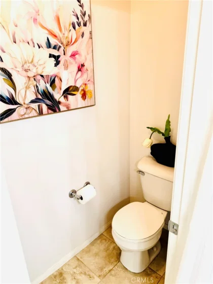 44942 Bellflower photo 21