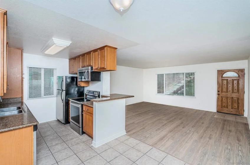 1000 Estes Street #34 photo 1