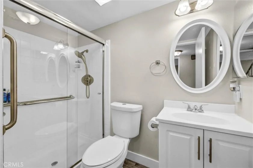 12827 Newhope photo 13
