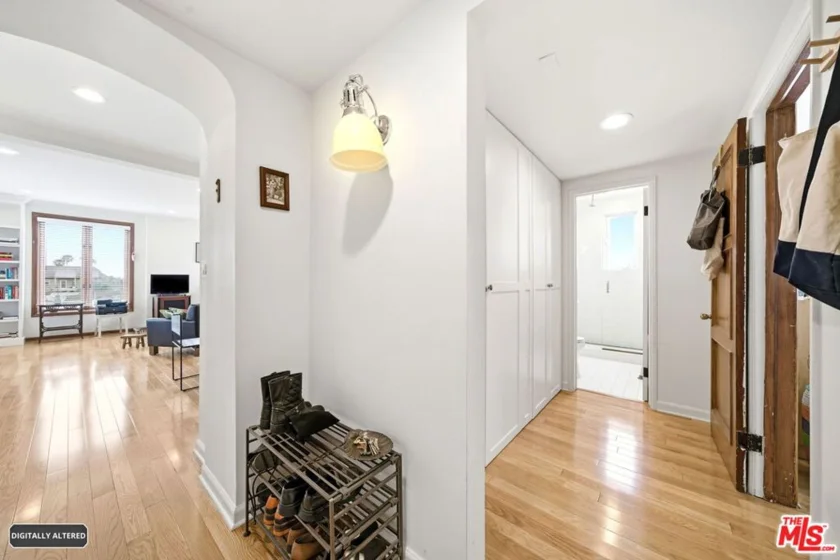 1424 N Crescent Heights Boulevard #49 photo 11