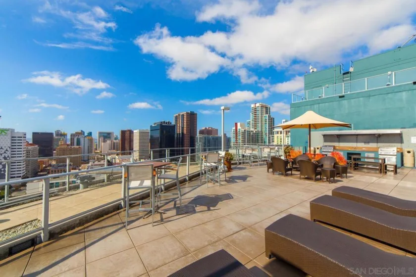 1080 Park Boulevard #902 photo 3