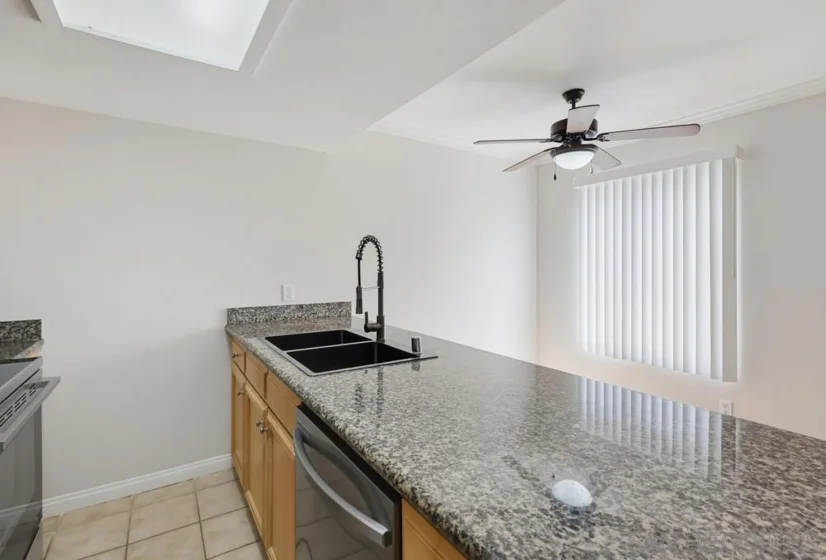 4222 Menlo Avenue #21 photo 15