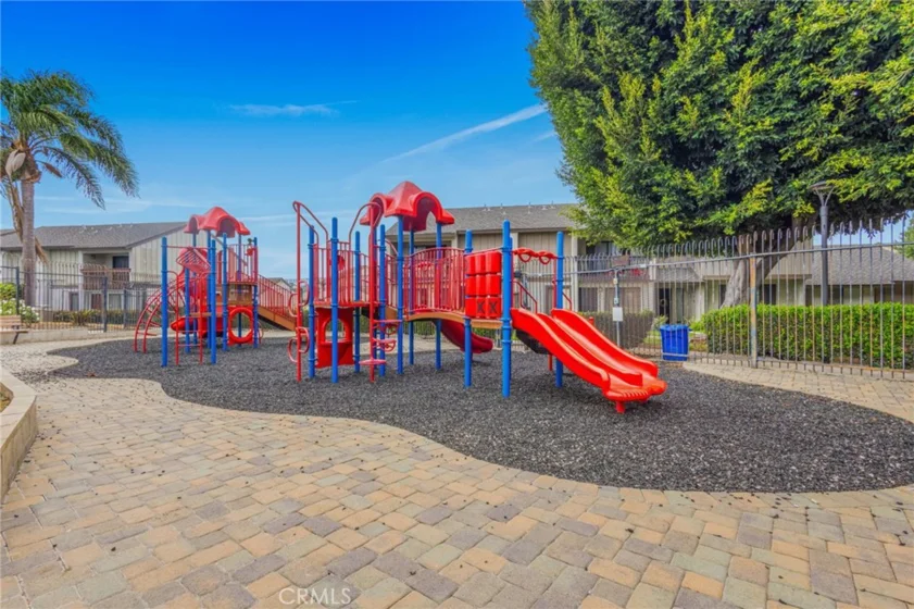 1381 S Walnut #2105 photo 55