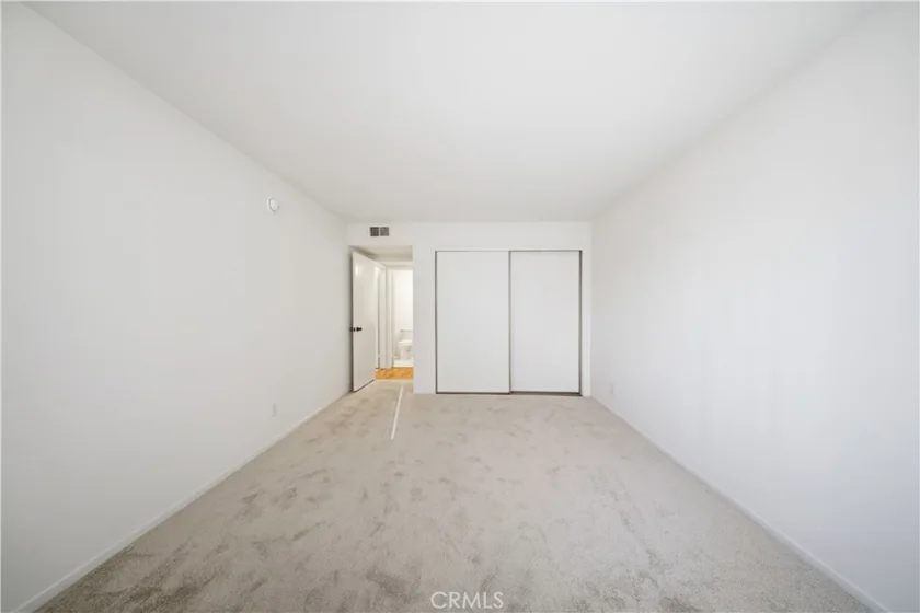 5400 Lindley Avenue #101 photo 26