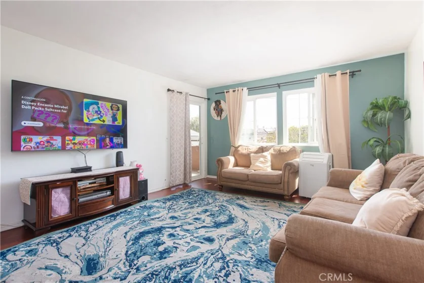 2507 E 15th Street #214 photo 1