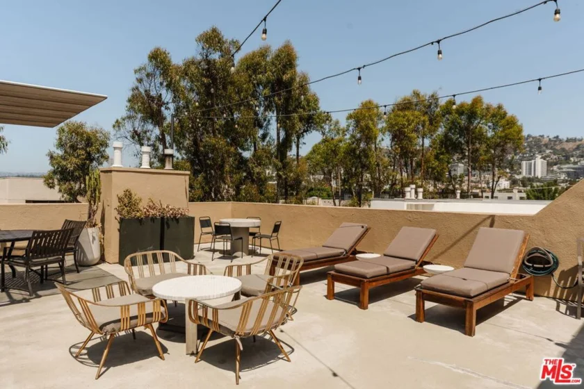 750 N Kings Road #315 photo 16