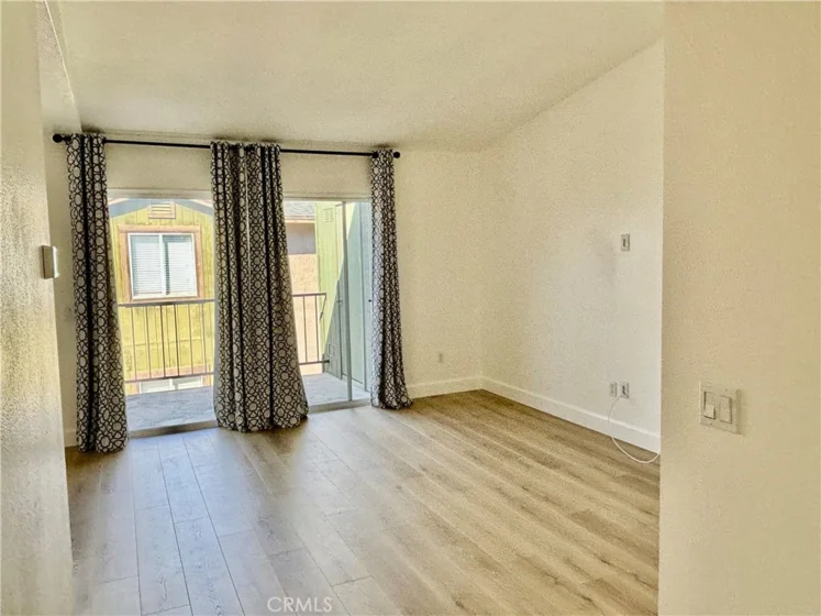 2612 Avenida Del Vista #203 photo 3