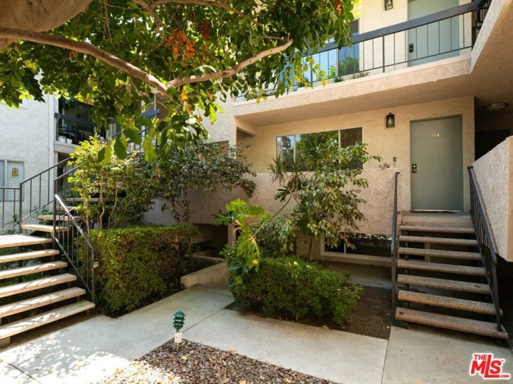 5055 Coldwater Canyon Avenue #114 photo 24
