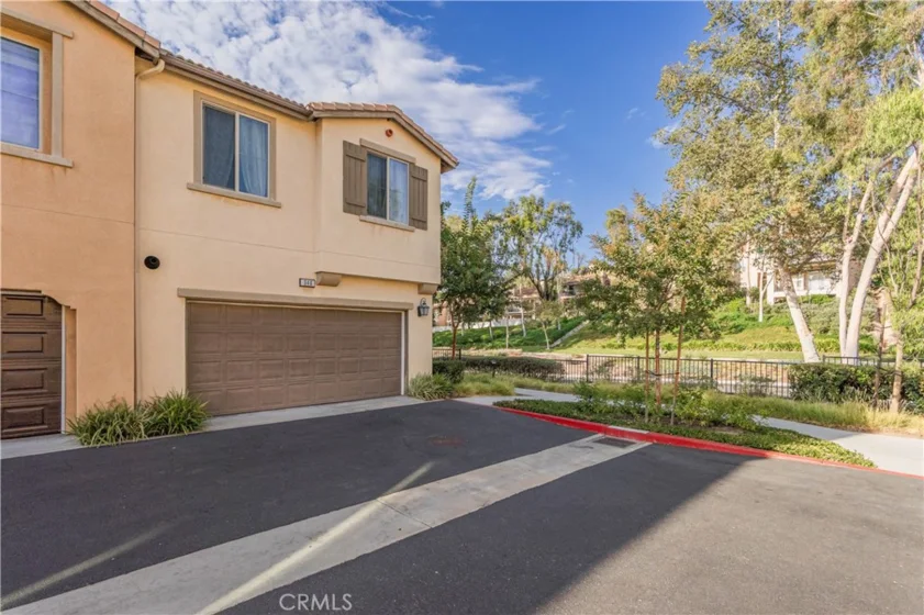 340 S Auburn Heights photo 42