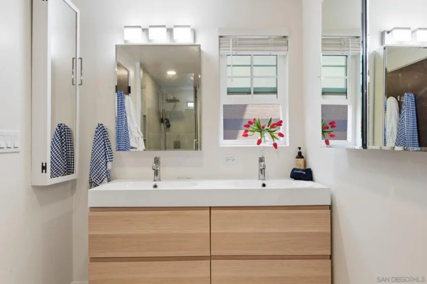 404 Bonair Street photo 23