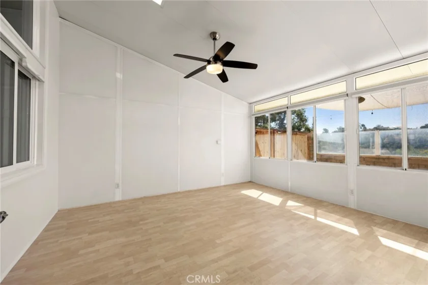22262 Summit Hill photo 16